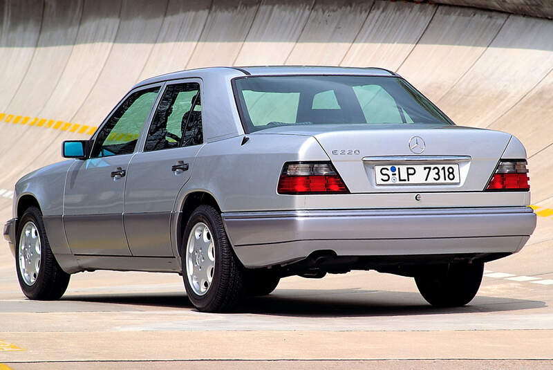 Mercedes-Benz W124 (1984 bis 1995) E220 Modellpflege 2 1993