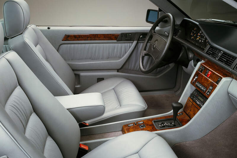 Mercedes-Benz W124 (1984 bis 1995) Interieur Coupé mit Ledersitzen