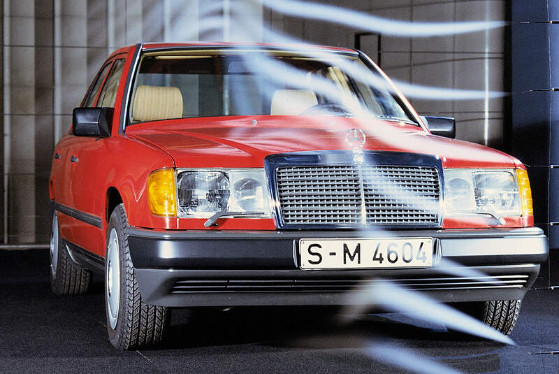 Mercedes-Benz W124 (1984 bis 1995) W124 Limousine im Windkanal