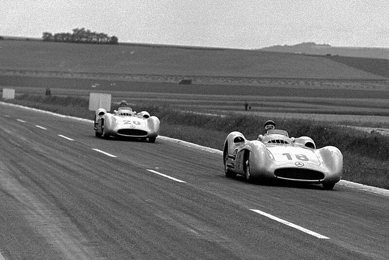 Mercedes-Benz W196 R (1954) Juan Manuel Fangio Karl Kling GP Frankreich