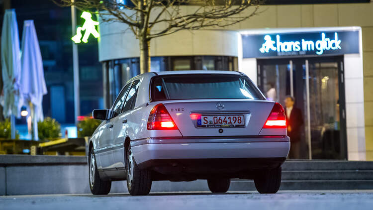 Alfa Romeo 155 Und Mercedes C Klasse W202 Fahrvergleich Auto Motor Und Sport