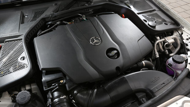 Mercedes C 220 Bluetec, Motor