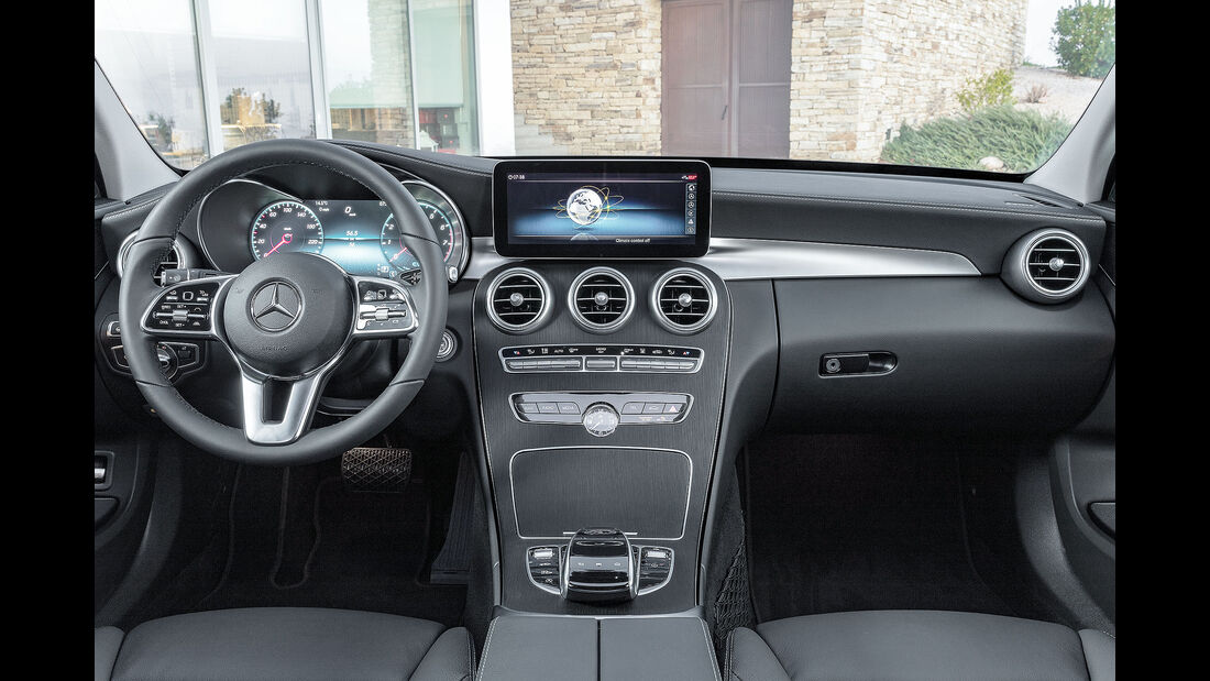 Mercedes C-Klasse Interieur Cockpit Facelift (2018) W205