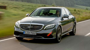 Mercedes C200 Limousine selenite grey (2018)