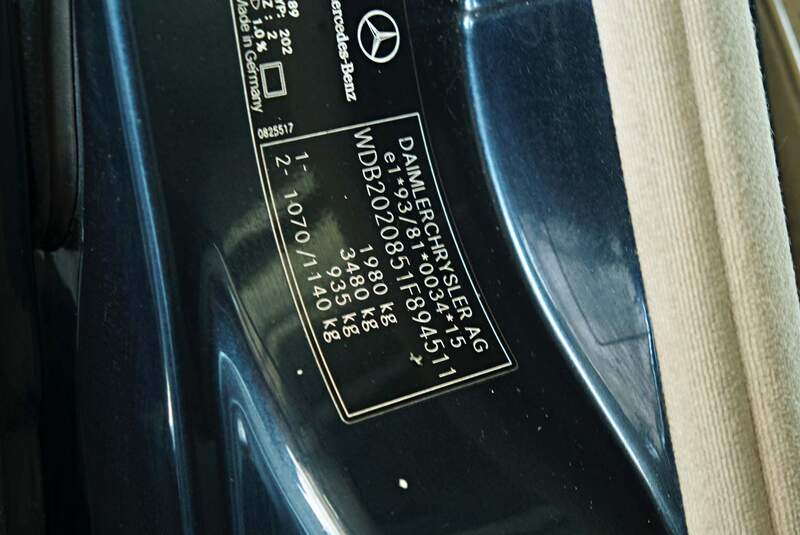 Mercedes C230 Kompressor 1999 von Niki Lauda