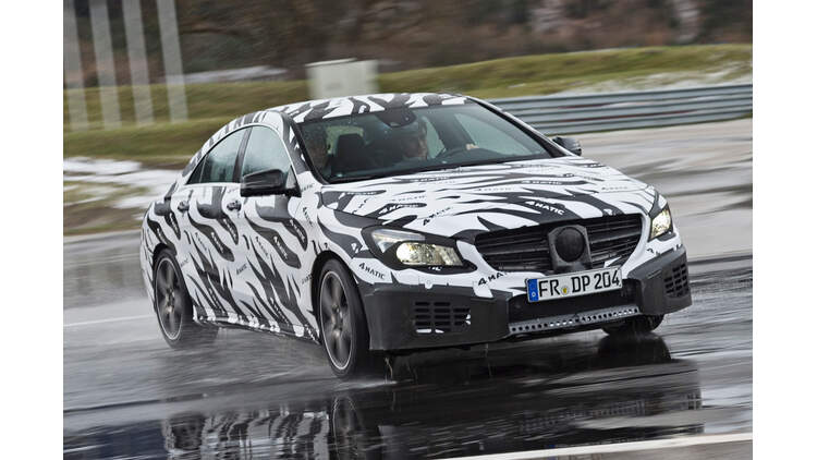 Mercedes Cla 45 Amg Im Fahrbericht Kleiner Cls Mit Allradantrieb Auto Motor Und Sport