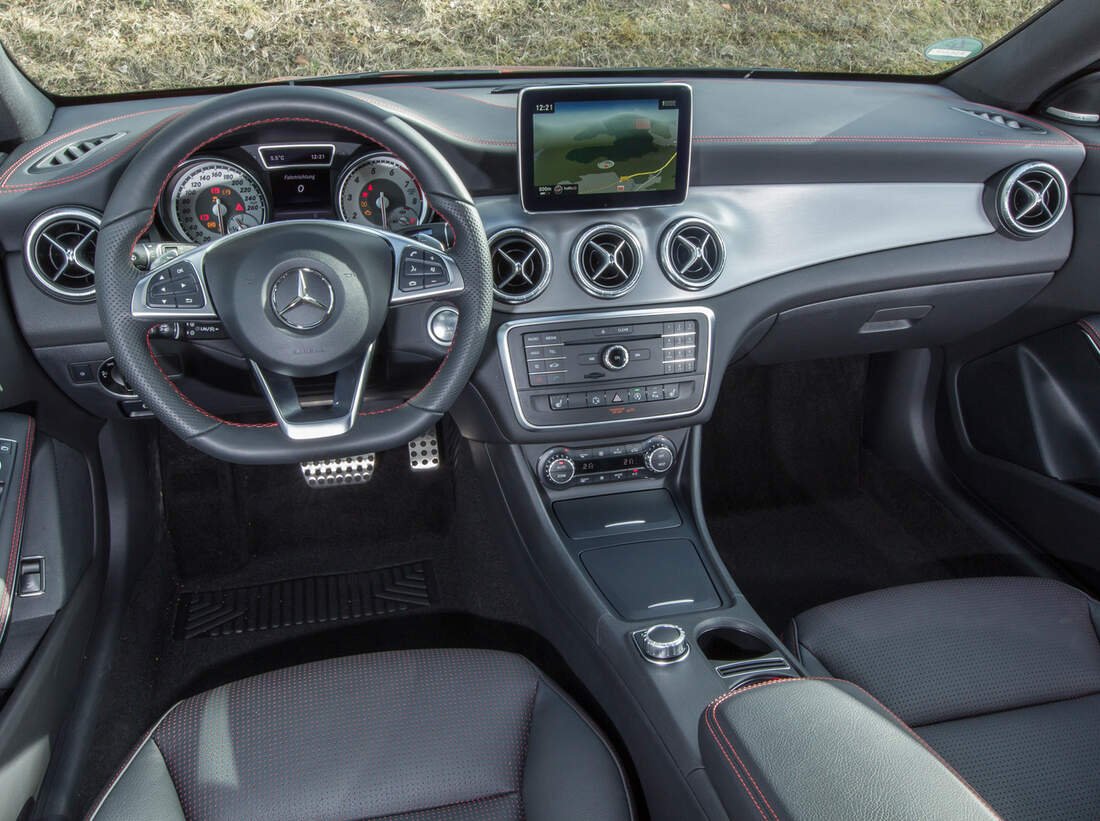 Mercedes CLA Shooting Brake und CKlasse im Vergleich Der Kompakte