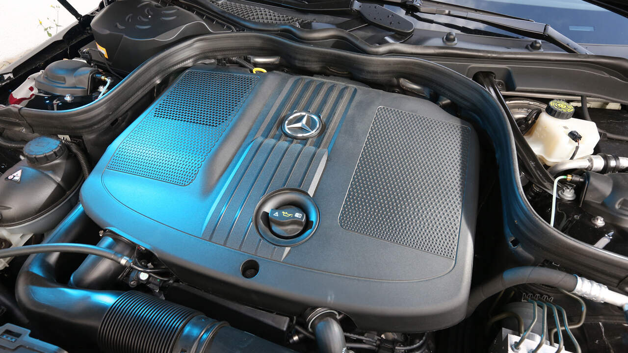 Mercedes Ruckruf Fur Dieselmotoren 114 000 Mit Problem Am Kettenspanner Auto Motor Und Sport