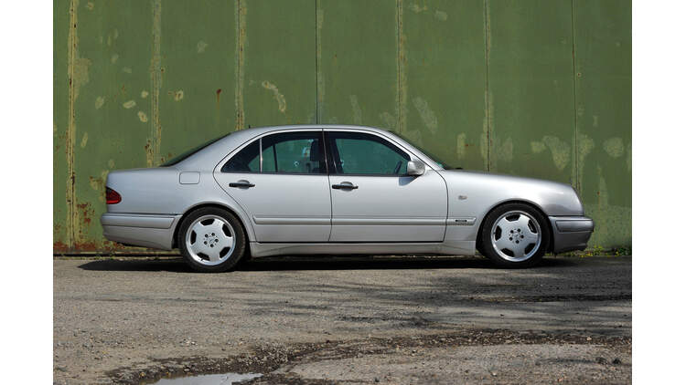 Mercedes E 50 Amg W 210 Amg Schnappchen Mit 347 Ps Ab 3 500 Auto Motor Und Sport