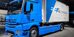Mercedes E-Actros.