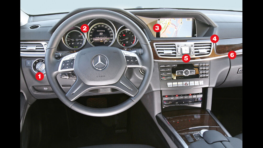 Mercedes E-Klasse, Cockpit, Lenkrad