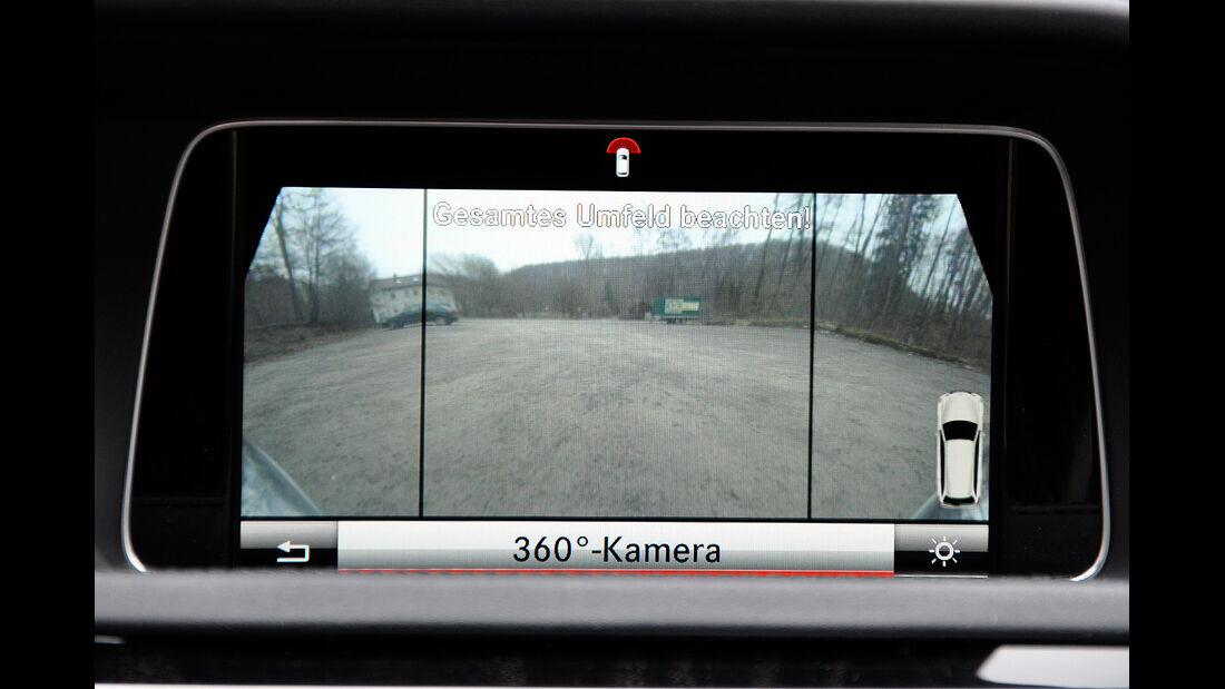 Mercedes E-Klasse, Infotainment, Display, 360-Grad-Kamera
