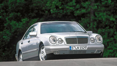 Mercedes E-Klasse (W210), Frontansicht