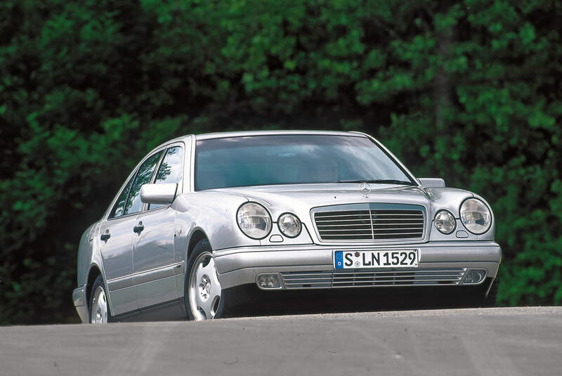 Mercedes E-Klasse (W210), Frontansicht