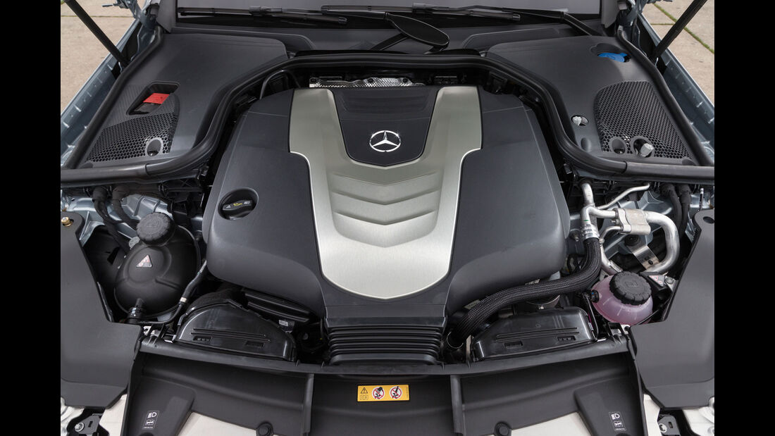 Mercedes-E350d-T Modell-Diesel-Fahrbericht-Kombi-Motorraum