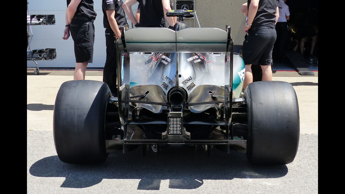 Mercedes - Formel 1 - Heckflügel