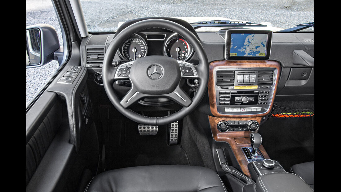 Mercedes G 350, Cockpit
