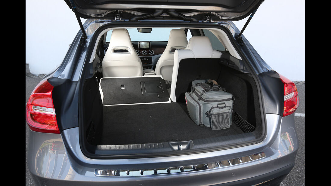 Mercedes GLA 250 4Matic, Kofferraum, Sitz umklappen