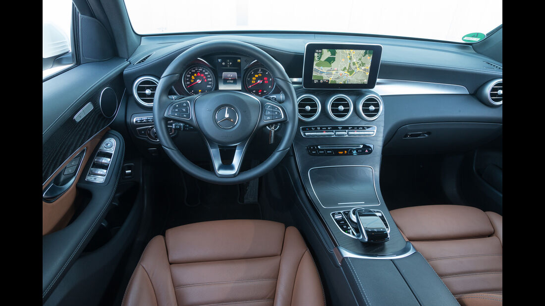Mercedes GLC 250 d 4Matic, Cockpit