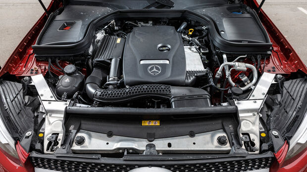 Mercedes GLC 300 4Matic Coupé, Motor