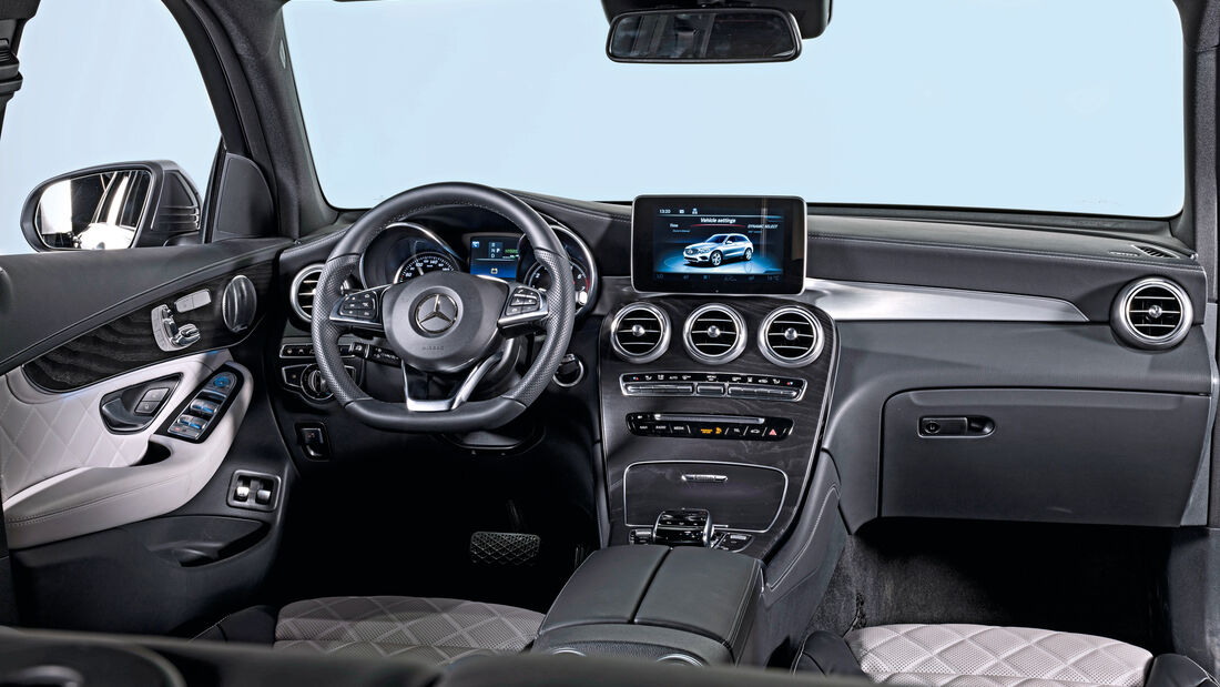Mercedes GLC, Cockpit