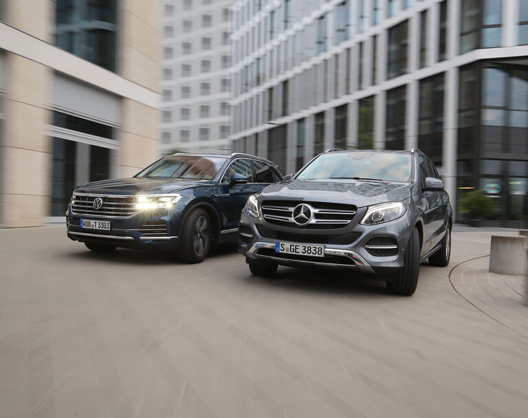 Test Mercedes Gle 350 D 4matic Und Vw Touareg 30 Tdi V6