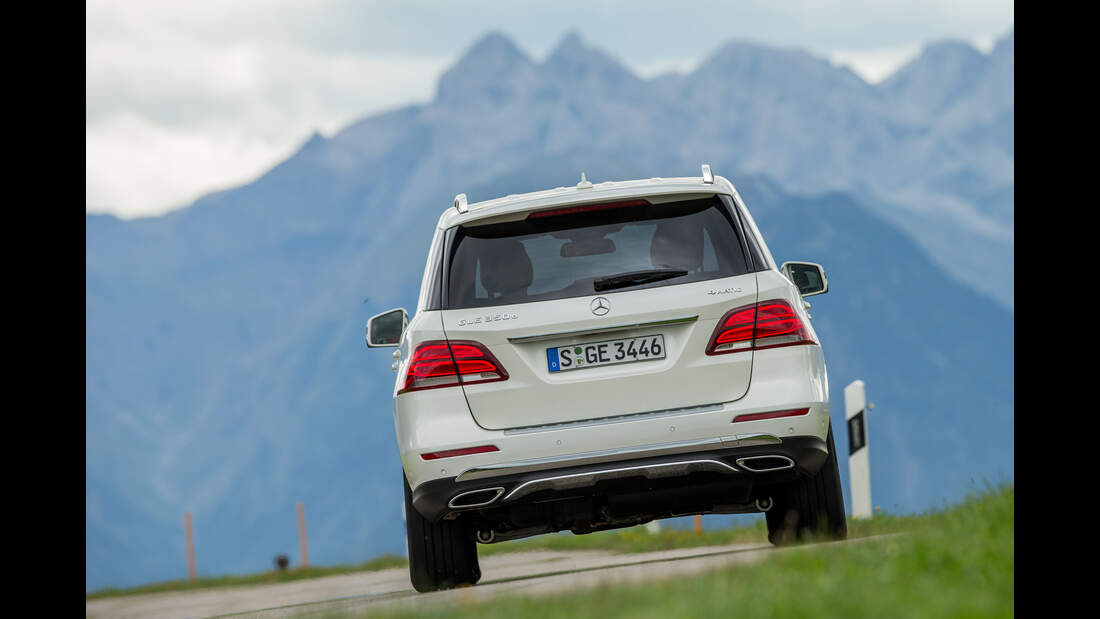 Audi Q7, BMW X5, Mercedes GLE und Porsche Cayenne im Vergleich | AUTO ...