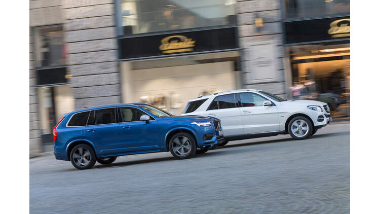 Vergleich Mercedes Gle 500 E 4matic Und Volvo Xc90 T8 Awd Auto Motor Und Sport