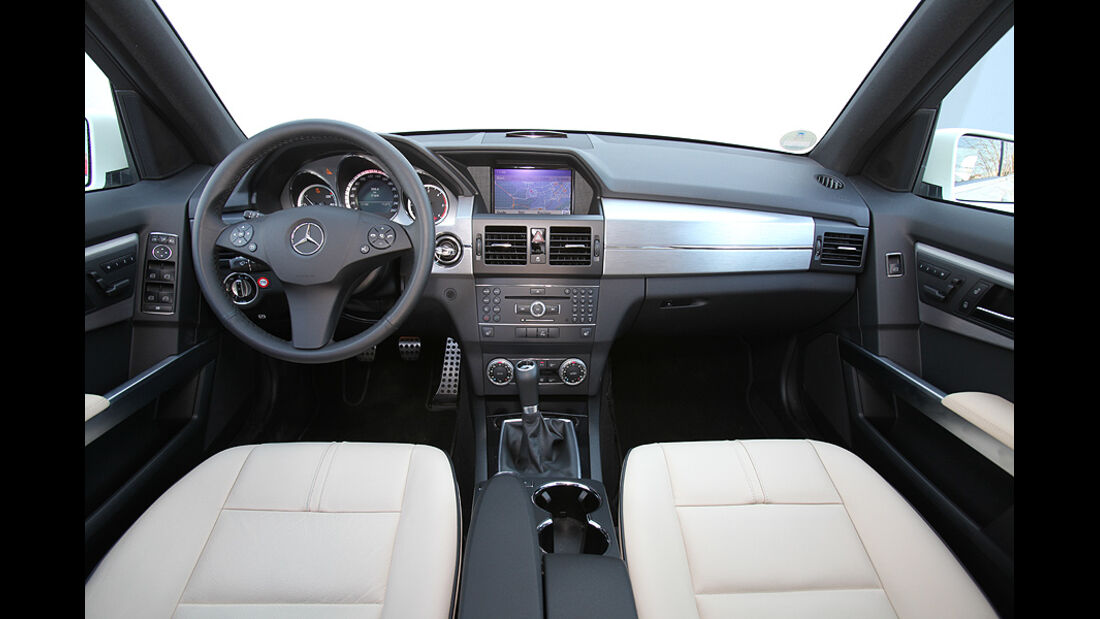 Mercedes GLK 200 CDI, Cockpit