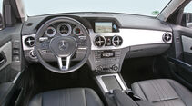 Mercedes GLK 220 CDI Bluetec, Cockpit, Lenkrad