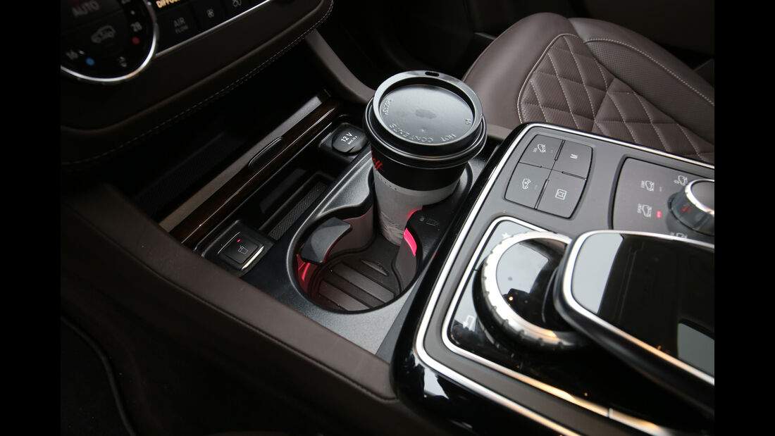 Mercedes GLS 350 d 4Matic, Bedienelemente