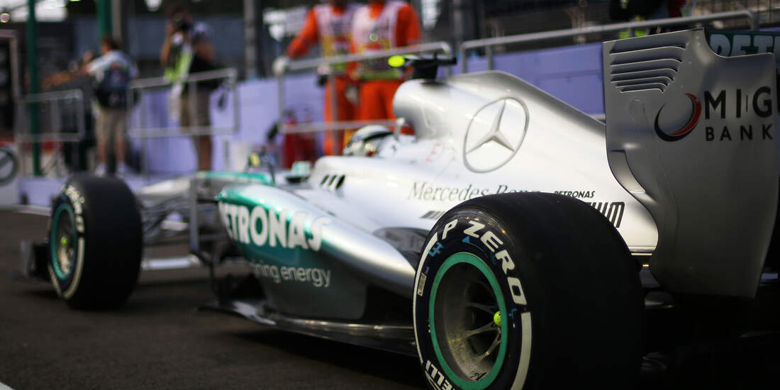 Mercedes GP Singapur - Pirelli Reifen