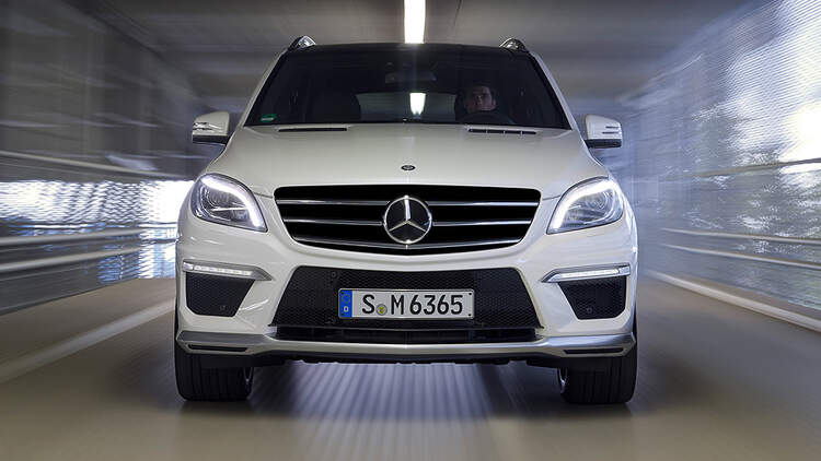 Mercedes Ml 63 Amg Auf Der L A Auto Show Moge Die M Acht Mit Dir Sein Auto Motor Und Sport