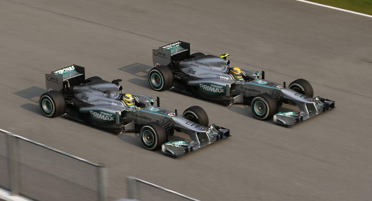 Mercedes Rosberg Hamilton GP Malaysia 2013