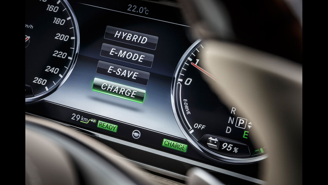 Mercedes S 500 Plug-in-Hybrid lang, Anzeige, Infotainment