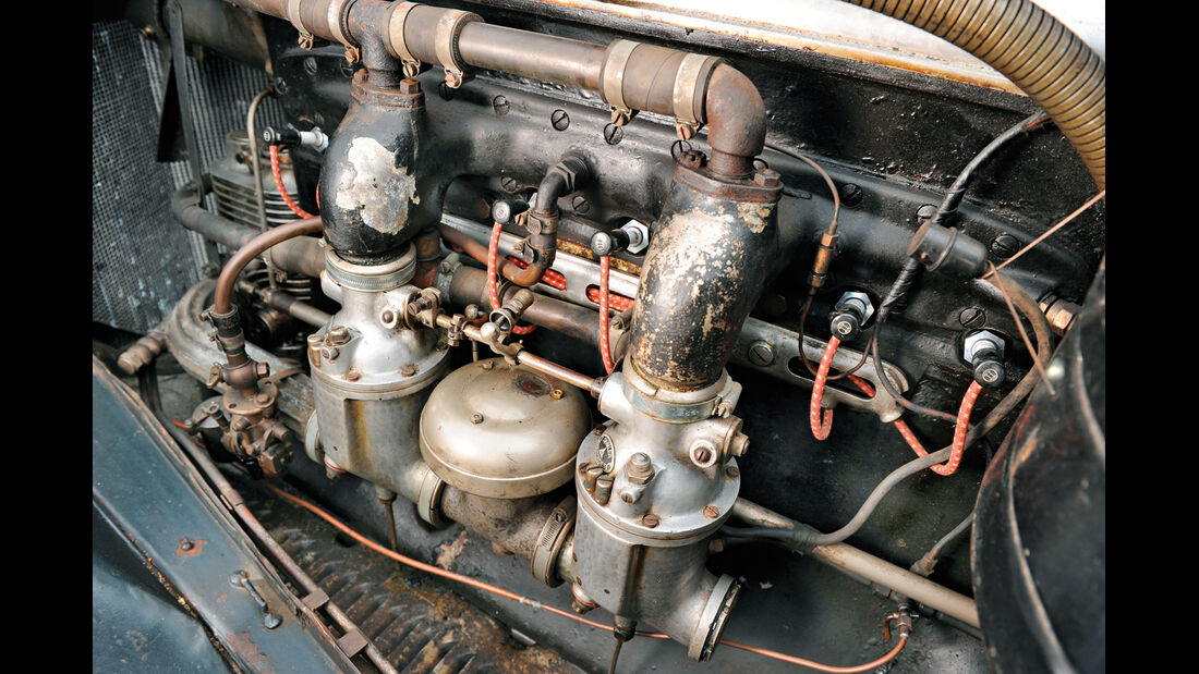 v8 kompressor engine