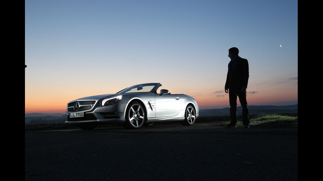 Mercedes SL 350, Abendlicht, Seitenansicht