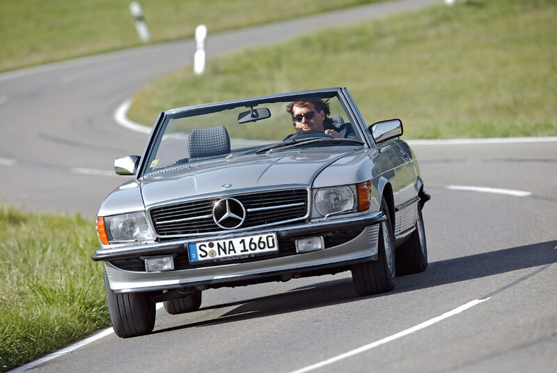 Mercedes SL, Front