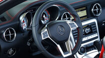 Mercedes SLK BlueEFFICIENCY, Lenkrad, Cockpit