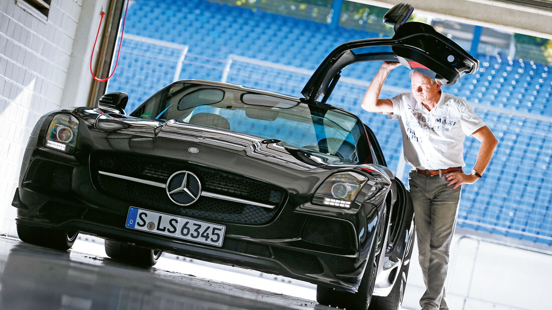 Mercedes SLS AMG Black Series, Frontansicht, Flügeltür