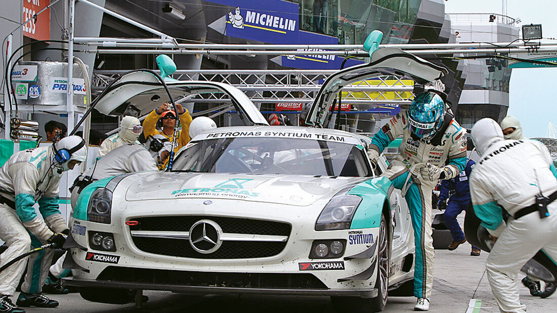 Mercedes SLS AMG GT3, Boxengasse, Stopp