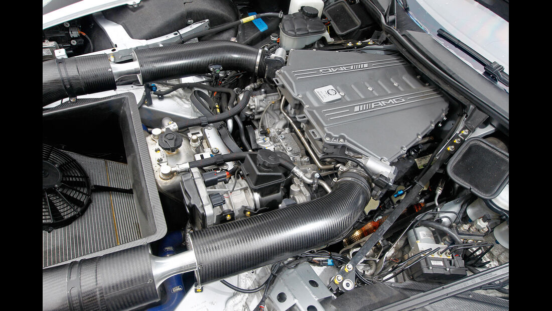 Mercedes SLS AMG GT3, Motor, 6,3-Liter-V8