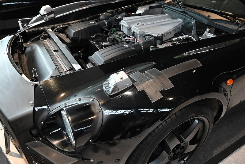 Mercedes SLS Mule auf Dodge Viper Basis Retro Classics Stuttgart 2026