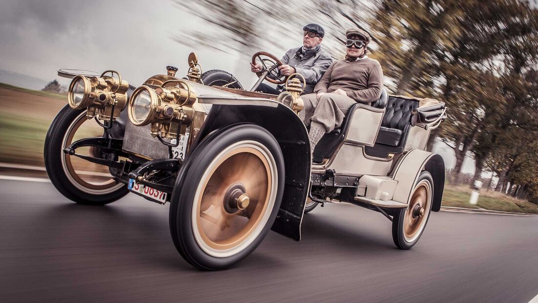 Mercedes Simplex 28/32PS Doppelphaeton (1904)