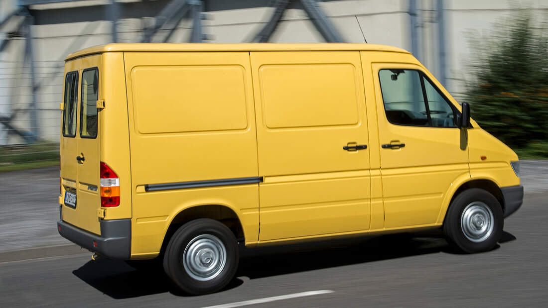 25 Jahre Mercedes Sprinter: Ein Kasten wird Kult | AUTO MOTOR UND SPORT