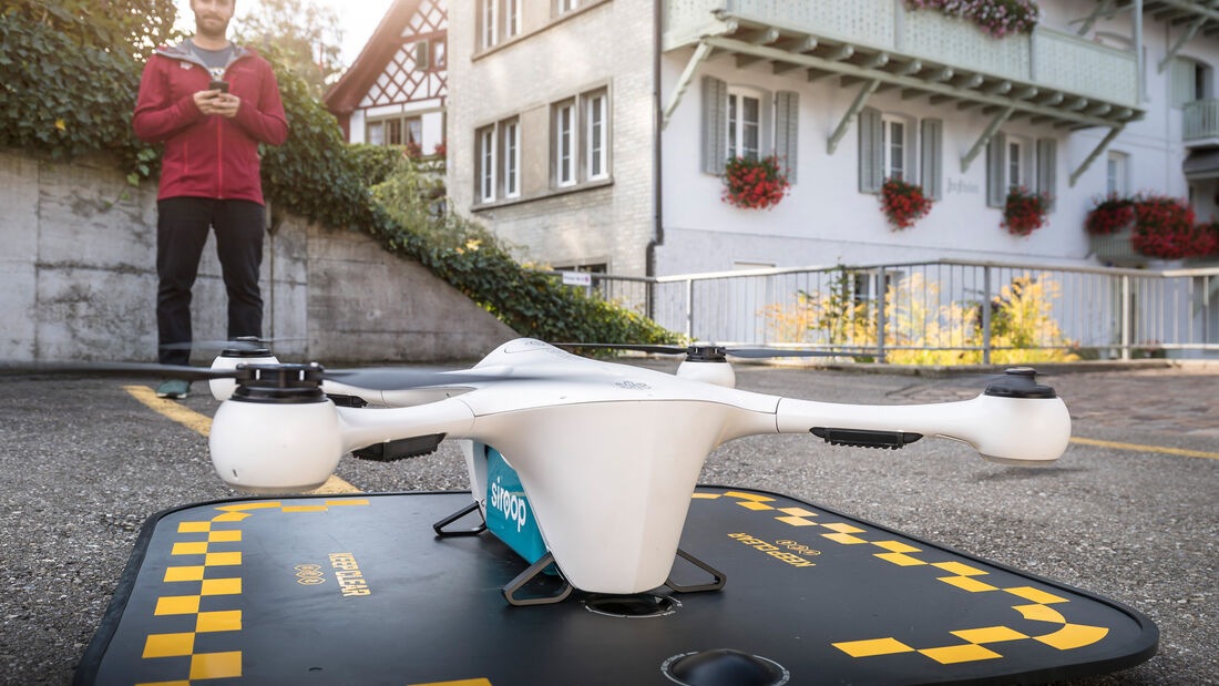 Mercedes Vans and Drones Pilotprojekt Zürich 2017