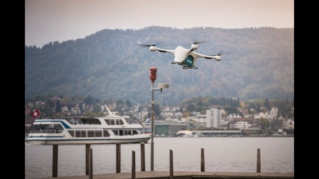 Mercedes Vans and Drones Pilotprojekt Zürich 2017