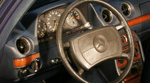 Mercedes W 123, Cockpit