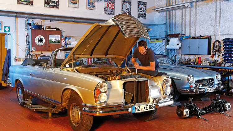 Mercedes W111 Cabrio Und Coupe Wartungskosten Kann Ich Mir Die Schicken W111 Leisten Auto Motor Und Sport