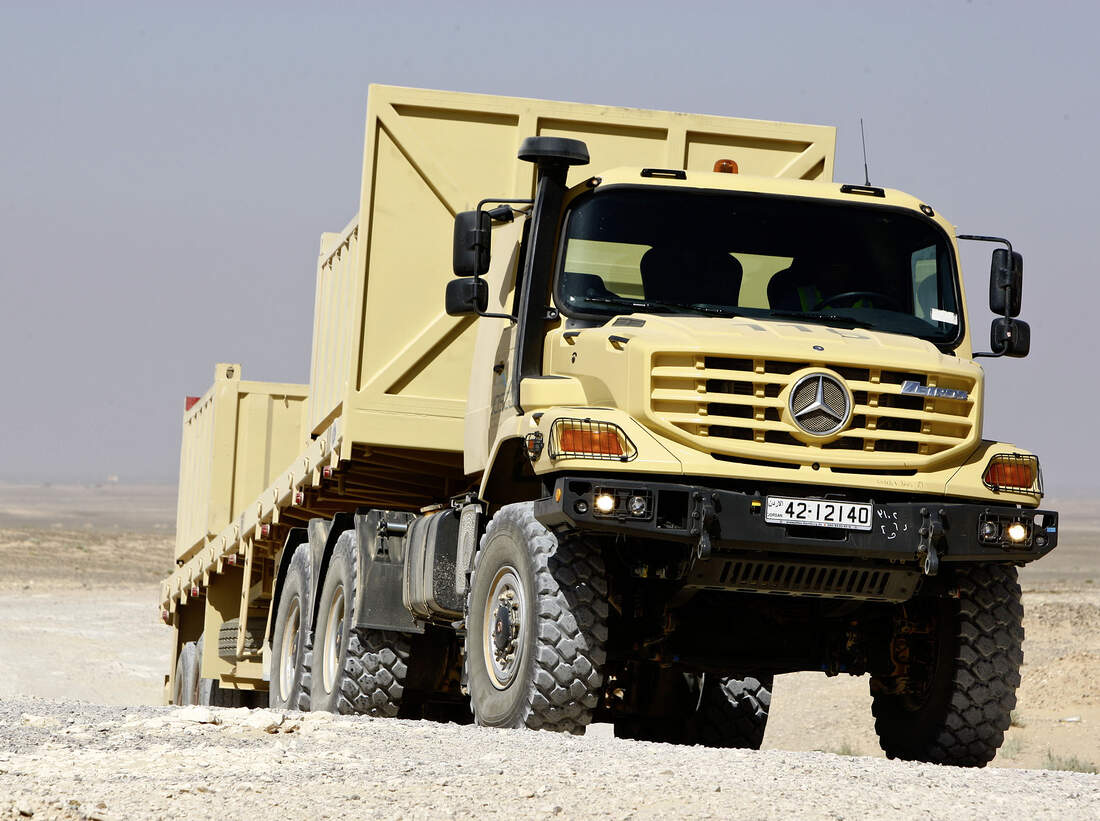 Mercedes Zetros 3643 AS 6x6 MadMaxTruck im Wüsteneinsatz auto